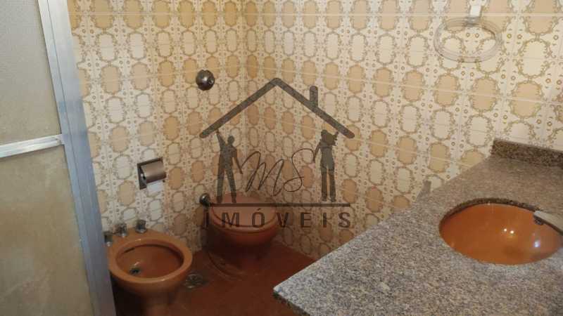 Casa de Vila - Bonsucesso - 13 Banheiro social