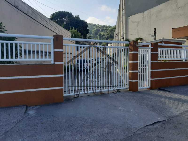 Apartamento - Madureira - entrada do condomínio