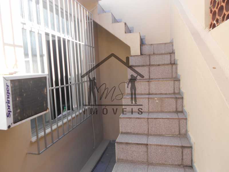 Casa - Vista Alegre - escada terraco