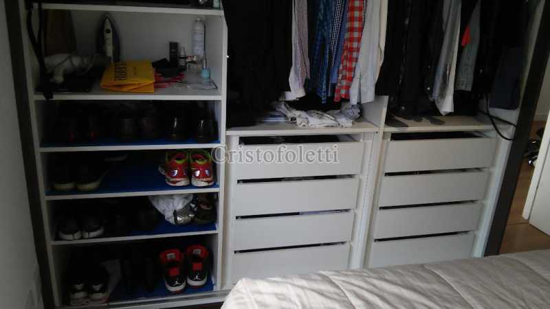 Conheça Closet do imóvel - The Special Residence Flat Moema Rua Tuim Ibirapuera - ISVE0099 - 12 Closet - The Special Residence Flat Moema Rua Tuim Ibirapuera - ISVE0099 - 12