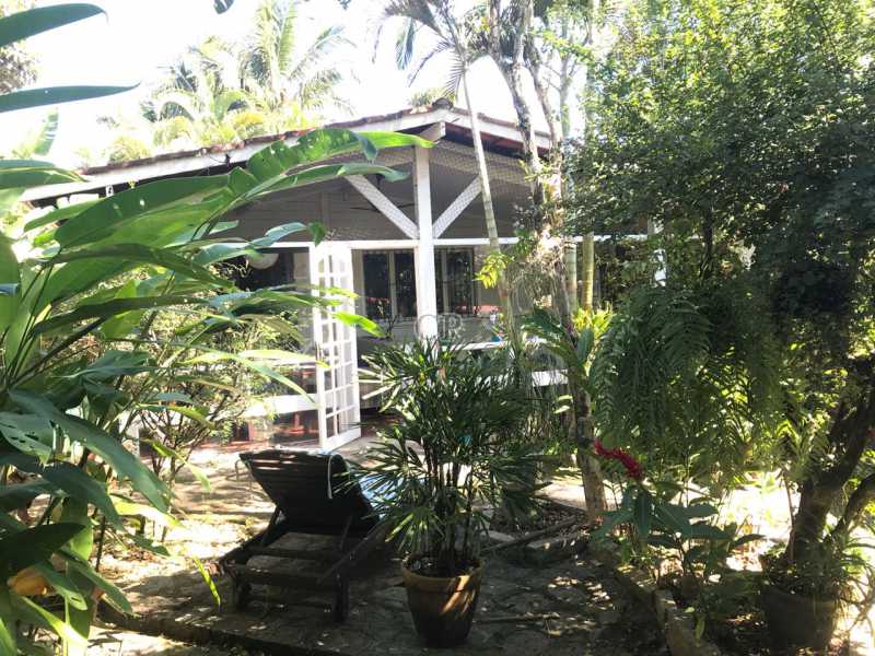 Conheça FOTO 1 do imóvel - CASA TÉRREA E CHARMOSA COM QUINTAL E JARDIMCASA TÉRREA - ILCA00078 - 1 FOTO 1 - CASA TÉRREA E CHARMOSA COM QUINTAL E JARDIMCASA TÉRREA - ILCA00078 - 1