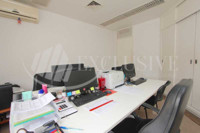 Conheça aa3e4c7d-7731-4354-aed3-788c16 do imóvel - Sala Comercial 120m² para alugar Avenida Rio Branco,Centro, Rio de Janeiro - R$ 4.000 - LOC338 - 16 aa3e4c7d-7731-4354-aed3-788c16 - Sala Comercial 120m² para alugar Avenida Rio Branco,Centro, Rio de Janeiro - R$ 4.000 - LOC338 - 16