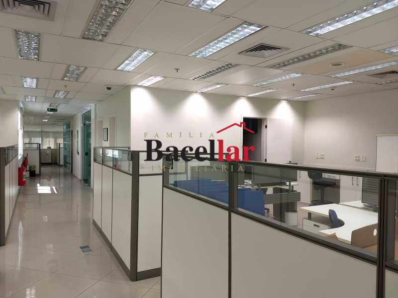 Conheça IMG_20170905_114447623 do imóvel - Prédio 1843m² para venda e aluguel Rio de Janeiro,RJ - R$ 21.000.000 - RIPR00001 - 19 IMG_20170905_114447623 - Prédio 1843m² para venda e aluguel Rio de Janeiro,RJ - R$ 21.000.000 - RIPR00001 - 19