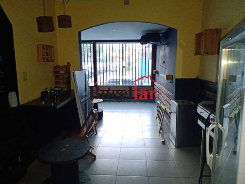 Conheça 03. do imóvel - Ampla casa na Taquara para fins comerciais ou residencial ! - RICA70001 - 6 03. - Ampla casa na Taquara para fins comerciais ou residencial ! - RICA70001 - 6