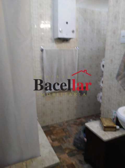Conheça 01. do imóvel - Sala e quarto e uma charmosa varanda - TIAP11012 - 16 01. - Sala e quarto e uma charmosa varanda - TIAP11012 - 16