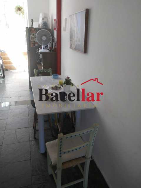 Conheça 02. do imóvel - Sala e quarto e uma charmosa varanda - TIAP11012 - 8 02. - Sala e quarto e uma charmosa varanda - TIAP11012 - 8