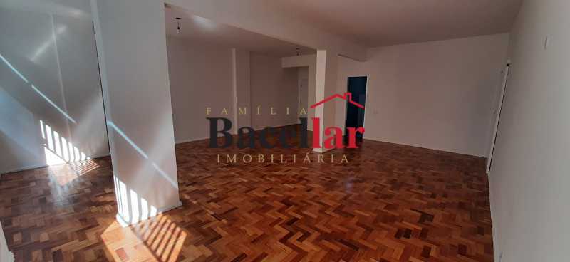 Conheça 4 do imóvel - APARTAMENTO DE 150M² E 3 QTOS NO LEME! - RIAP30132 - 4 4 - APARTAMENTO DE 150M² E 3 QTOS NO LEME! - RIAP30132 - 4