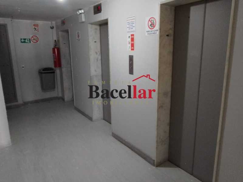 Conheça HALL ANDAR F1. do imóvel - Sala Comercial 20m² para alugar Rio de Janeiro,RJ - R$ 1.000 - RISL00018 - 4 HALL ANDAR F1. - Sala Comercial 20m² para alugar Rio de Janeiro,RJ - R$ 1.000 - RISL00018 - 4