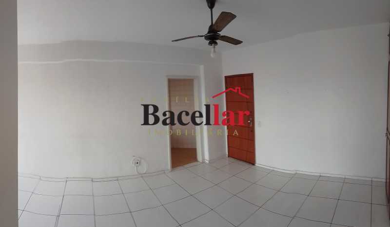 Conheça PANORÂMICA SALA F2 do imóvel - Apartamento 3 quartos para alugar Rio de Janeiro,RJ - R$ 1.000 - RIAP30188 - 4 PANORÂMICA SALA F2 - Apartamento 3 quartos para alugar Rio de Janeiro,RJ - R$ 1.000 - RIAP30188 - 4