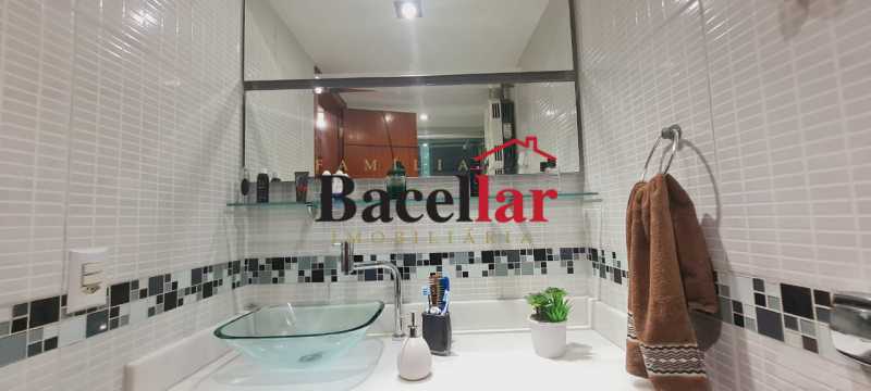 Conheça Banheiro do imóvel - Apartamento 2 quartos à venda Rio de Janeiro,RJ - R$ 330.000 - RIAP20537 - 18 Banheiro - Apartamento 2 quartos à venda Rio de Janeiro,RJ - R$ 330.000 - RIAP20537 - 18