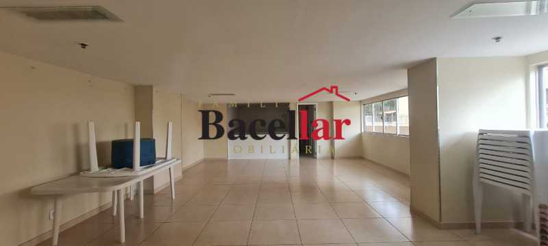 Conheça Salão de festas do imóvel - Apartamento 2 quartos à venda Rio de Janeiro,RJ - R$ 330.000 - RIAP20537 - 28 Salão de festas - Apartamento 2 quartos à venda Rio de Janeiro,RJ - R$ 330.000 - RIAP20537 - 28