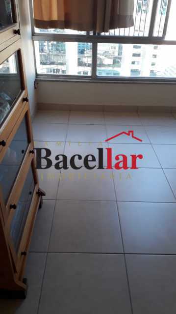 Conheça DETALHE PISO. do imóvel - Apartamento 3 quartos à venda Rio de Janeiro,RJ - R$ 690.000 - RIAP30241 - 15 DETALHE PISO. - Apartamento 3 quartos à venda Rio de Janeiro,RJ - R$ 690.000 - RIAP30241 - 15