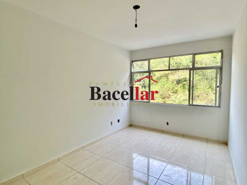 Conheça 3 do imóvel - Apartamento 2 quartos (1 suíte) com vaga de garagem. Todo reformado. - TIAP25427 - 3 3 - Apartamento 2 quartos (1 suíte) com vaga de garagem. Todo reformado. - TIAP25427 - 3