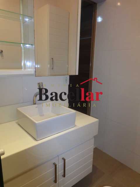Conheça 1050_01_62BanheiroSuite 1 do imóvel - Apartamento 3 quartos à venda Rio de Janeiro,RJ - R$ 547.000 - TIAP30993 - 20 1050_01_62BanheiroSuite 1 - Apartamento 3 quartos à venda Rio de Janeiro,RJ - R$ 547.000 - TIAP30993 - 20