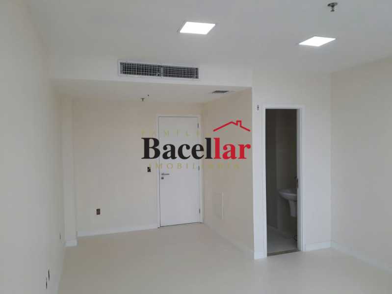 Conheça Foto 5 do imóvel - Sala Comercial 26m² para venda e aluguel Barra da Tijuca, Rio de Janeiro - R$ 290.000 - TISL00071 - 5 Foto 5 - Sala Comercial 26m² para venda e aluguel Barra da Tijuca, Rio de Janeiro - R$ 290.000 - TISL00071 - 5