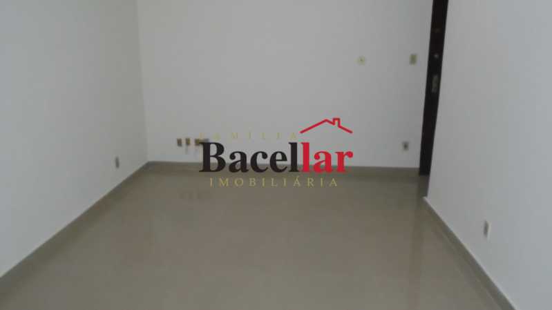 Conheça 03 do imóvel - Oportunidade para quem precisa morar no Centro da Cidade ! - TIAP10355 - 9 03 - Oportunidade para quem precisa morar no Centro da Cidade ! - TIAP10355 - 9