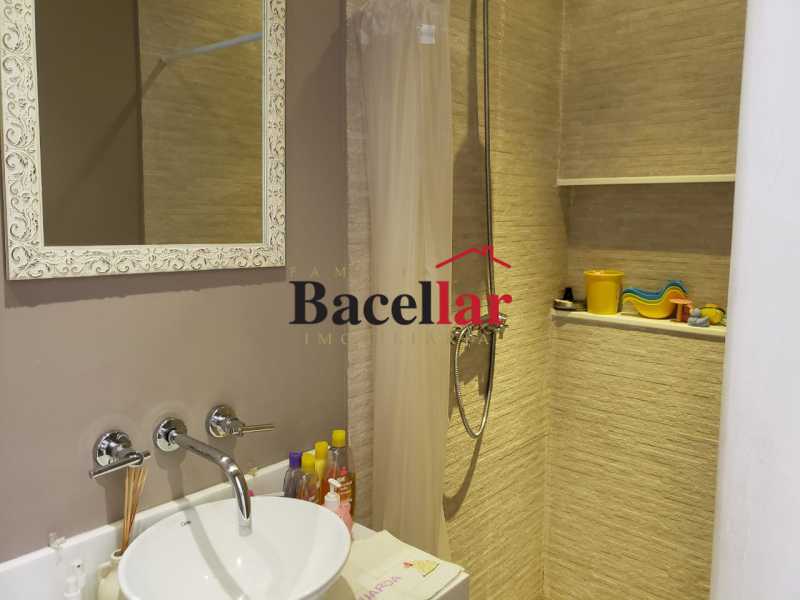 Conheça WhatsApp Image 2019-06-14 at 1 do imóvel - Cobertura 2 quartos à venda Tijuca, Rio de Janeiro - R$ 980.000 - TICO20100 - 11 WhatsApp Image 2019-06-14 at 1 - Cobertura 2 quartos à venda Tijuca, Rio de Janeiro - R$ 980.000 - TICO20100 - 11