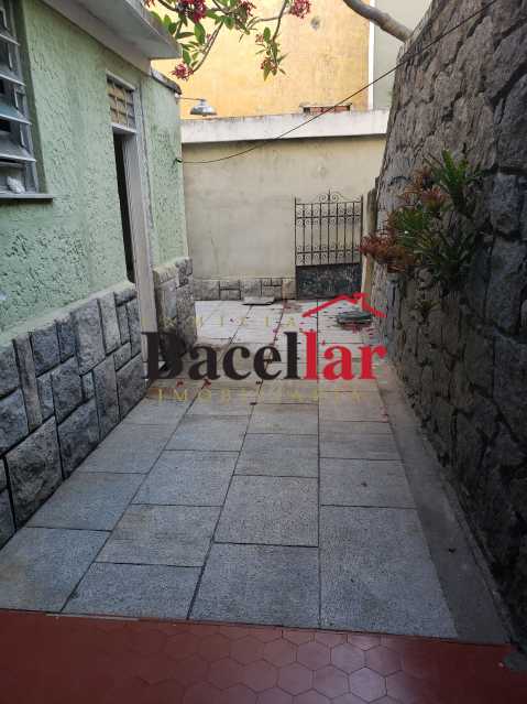 Conheça Corredor Lateral do imóvel - Casa à venda Rua Barão de Cotegipe,Vila Isabel, Rio de Janeiro - R$ 1.000.000 - TICA30132 - 17 Corredor Lateral - Casa à venda Rua Barão de Cotegipe,Vila Isabel, Rio de Janeiro - R$ 1.000.000 - TICA30132 - 17