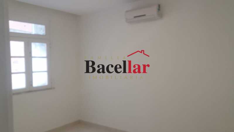 Conheça 05. do imóvel - APTO TODO REFORMADO EM LARANJEIRAS , 3 QUARTOS ,SENDO UMA SUITE . LOCAL SILENCIOSO . - TIAP32488 - 9 05. - APTO TODO REFORMADO EM LARANJEIRAS , 3 QUARTOS ,SENDO UMA SUITE . LOCAL SILENCIOSO . - TIAP32488 - 9