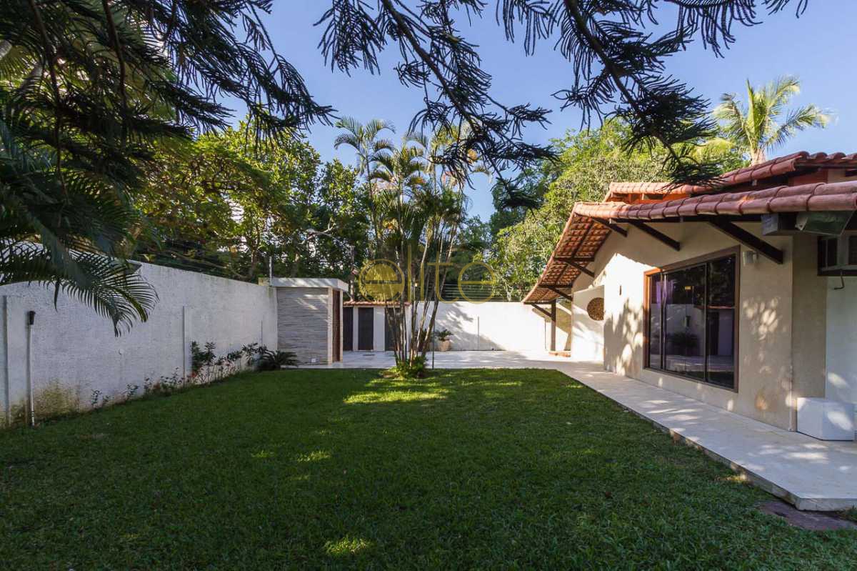 Conheça CASA A VENDA BARRA DA TIJUCA do imóvel - Casa À Venda no Condomínio Village Marapendi - Barra da Tijuca - Rio de Janeiro - RJ - EBCN30003 - 3 CASA A VENDA BARRA DA TIJUCA - Casa À Venda no Condomínio Village Marapendi - Barra da Tijuca - Rio de Janeiro - RJ - EBCN30003 - 3