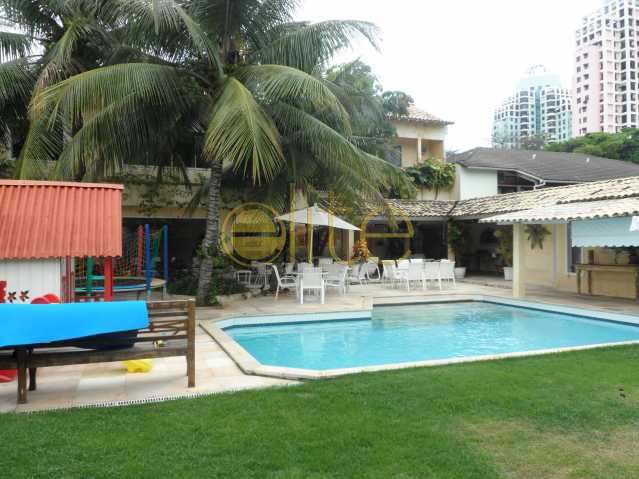Conheça Jardim Ibiza 242 do imóvel - Casa À Venda no Condomínio Jardim Ibiza - Barra da Tijuca - Rio de Janeiro - RJ - CA0147 - 3 Jardim Ibiza 242 - Casa À Venda no Condomínio Jardim Ibiza - Barra da Tijuca - Rio de Janeiro - RJ - CA0147 - 3