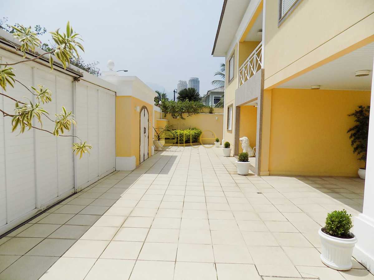 Conheça 3 frente do imóvel - Casa Para Venda ou Aluguel no Condomínio Lagoa Mar Sul - Barra da Tijuca - Rio de Janeiro - RJ - 71547 - 3 3 frente - Casa Para Venda ou Aluguel no Condomínio Lagoa Mar Sul - Barra da Tijuca - Rio de Janeiro - RJ - 71547 - 3