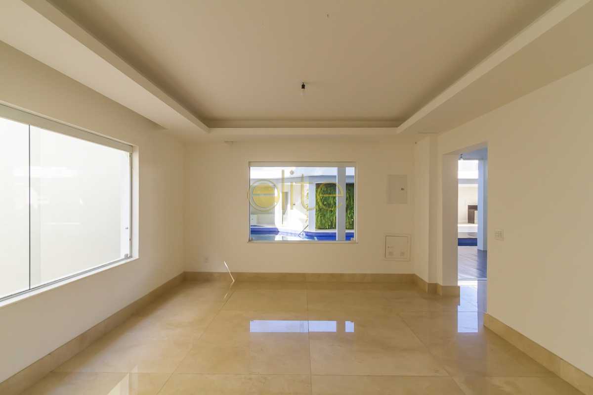 Conheça CASAS A VENDA NO CONDOMINIO SA do imóvel - CASAS A VENDA NO CONDOMINIO SANTA MONICA JARDINS BARRA DA TIJUCA - 71564 - 5 CASAS A VENDA NO CONDOMINIO SA - CASAS A VENDA NO CONDOMINIO SANTA MONICA JARDINS BARRA DA TIJUCA - 71564 - 5