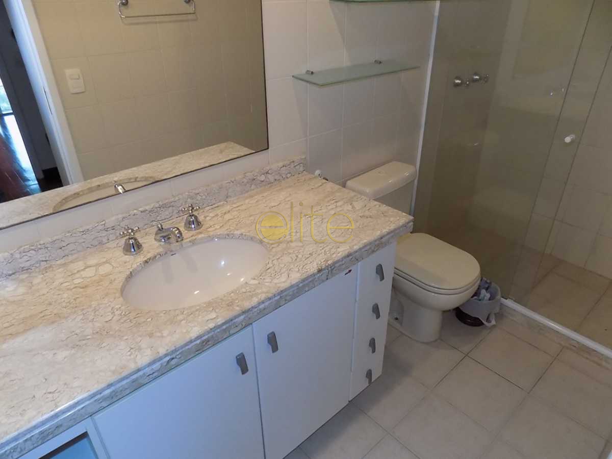 Conheça 17 banheiro social f.1 do imóvel - Apartamento Condomínio Mundo Novo, Barra da Tijuca, Barra da Tijuca,Rio de Janeiro, RJ Para Alugar, 2 Quartos, 86m² - 20090 - 18 17 banheiro social f.1 - Apartamento Condomínio Mundo Novo, Barra da Tijuca, Barra da Tijuca,Rio de Janeiro, RJ Para Alugar, 2 Quartos, 86m² - 20090 - 18