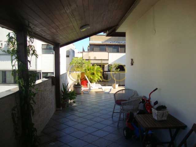Conheça Apto Alfredo Baltazar Silveira do imóvel - Cobertura Recreio dos Bandeirantes, Rio de Janeiro, RJ À Venda, 2 Quartos, 140m² - EBCO20001 - 16 Apto Alfredo Baltazar Silveira - Cobertura Recreio dos Bandeirantes, Rio de Janeiro, RJ À Venda, 2 Quartos, 140m² - EBCO20001 - 16