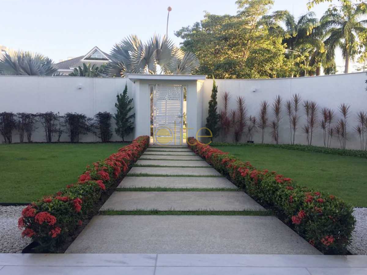 Conheça 04 do imóvel - Casa À Venda no Condomínio Santa Monica Jardins - Barra da Tijuca - Rio de Janeiro - RJ - EBCN50013 - 4 04 - Casa À Venda no Condomínio Santa Monica Jardins - Barra da Tijuca - Rio de Janeiro - RJ - EBCN50013 - 4