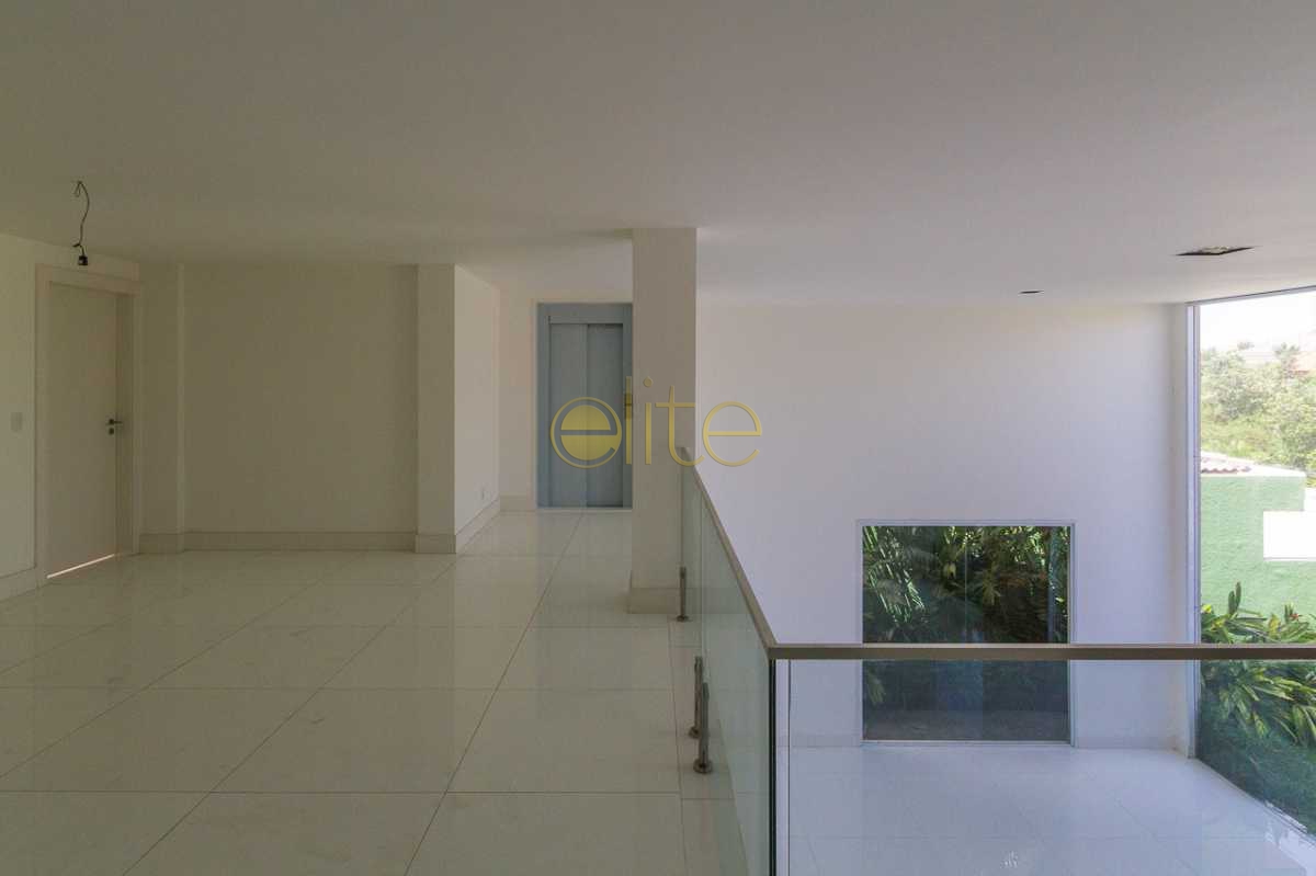 Conheça CASA A VENDA EM CONDOMINIO FEC do imóvel - CASAS A VENDA NO CONDOMINIO PEDRA DE ITAUNA BARRA DA TIJUCA - EBCN50027 - 23 CASA A VENDA EM CONDOMINIO FEC - CASAS A VENDA NO CONDOMINIO PEDRA DE ITAUNA BARRA DA TIJUCA - EBCN50027 - 23