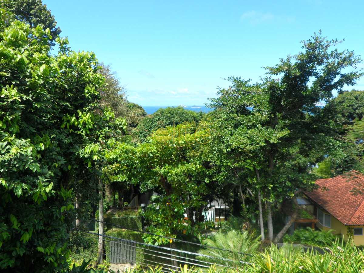 Conheça 05 do imóvel - Casa À Venda no Condomínio Iposeira - São Conrado - Rio de Janeiro - RJ - EBCN40025 - 7 05 - Casa À Venda no Condomínio Iposeira - São Conrado - Rio de Janeiro - RJ - EBCN40025 - 7