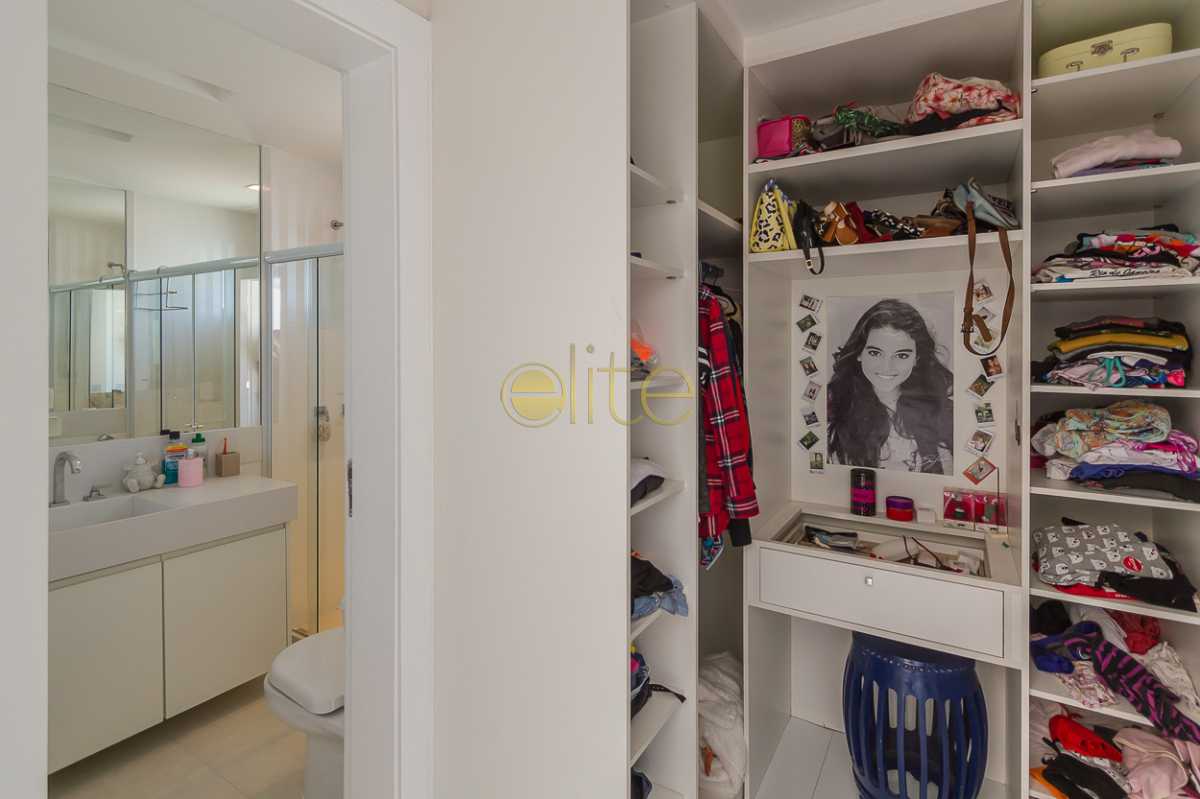 Conheça CONDOMINIO ALPHAVILLE CASA A V do imóvel - Casa em Condominio Condomínio Alphaville, Rua Jorge Curi,Barra da Tijuca,Barra da Tijuca,Rio de Janeiro,RJ À Venda,4 Quartos,520m² - EBCN40095 - 23 CONDOMINIO ALPHAVILLE CASA A V - Casa em Condominio Condomínio Alphaville, Rua Jorge Curi,Barra da Tijuca,Barra da Tijuca,Rio de Janeiro,RJ À Venda,4 Quartos,520m² - EBCN40095 - 23