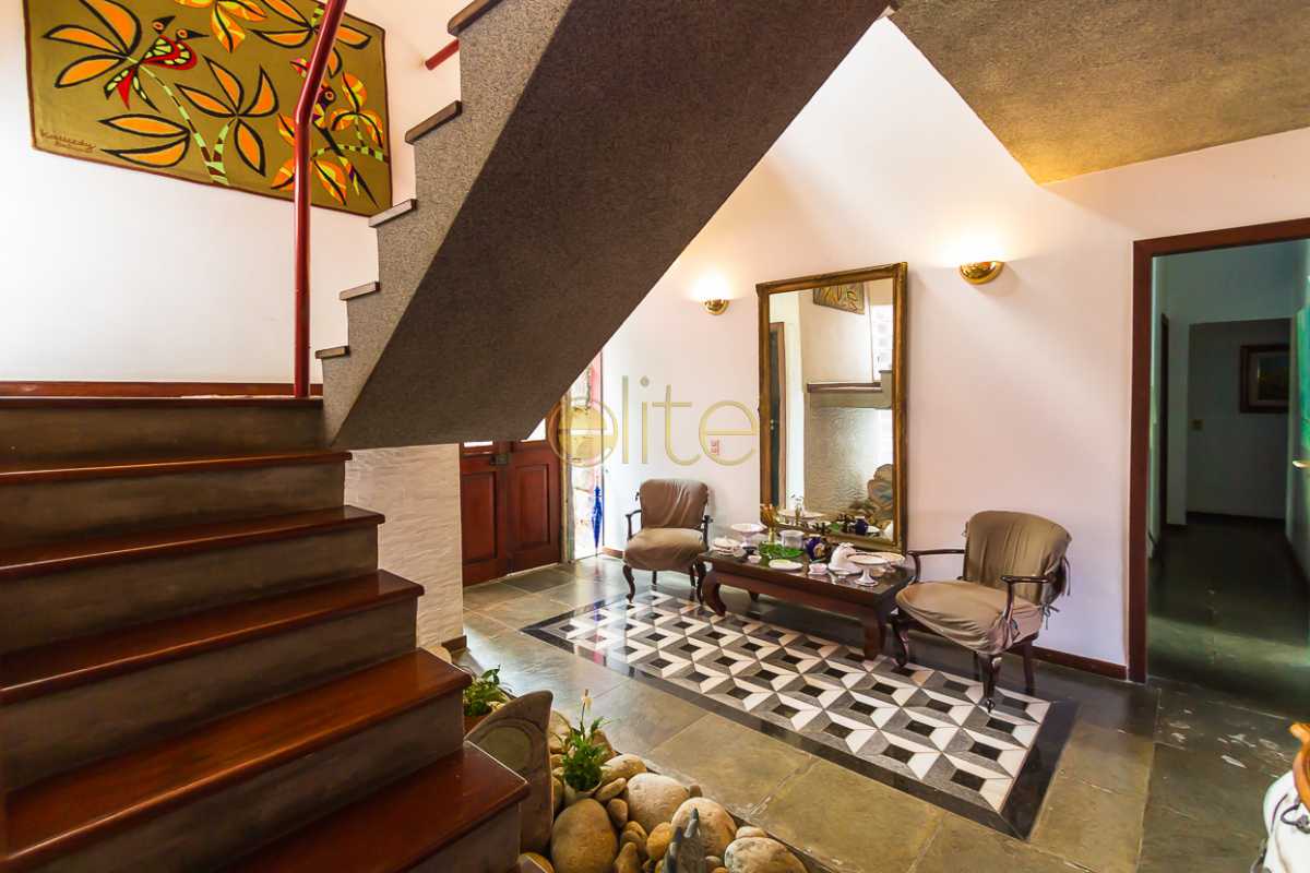 Conheça CASA A VENDA BARRA DA TIJUCA E do imóvel - Casa À Venda no Condomínio Crystal Lake - Barra da Tijuca - Rio de Janeiro - RJ - EBCN40098 - 16 CASA A VENDA BARRA DA TIJUCA E - Casa À Venda no Condomínio Crystal Lake - Barra da Tijuca - Rio de Janeiro - RJ - EBCN40098 - 16