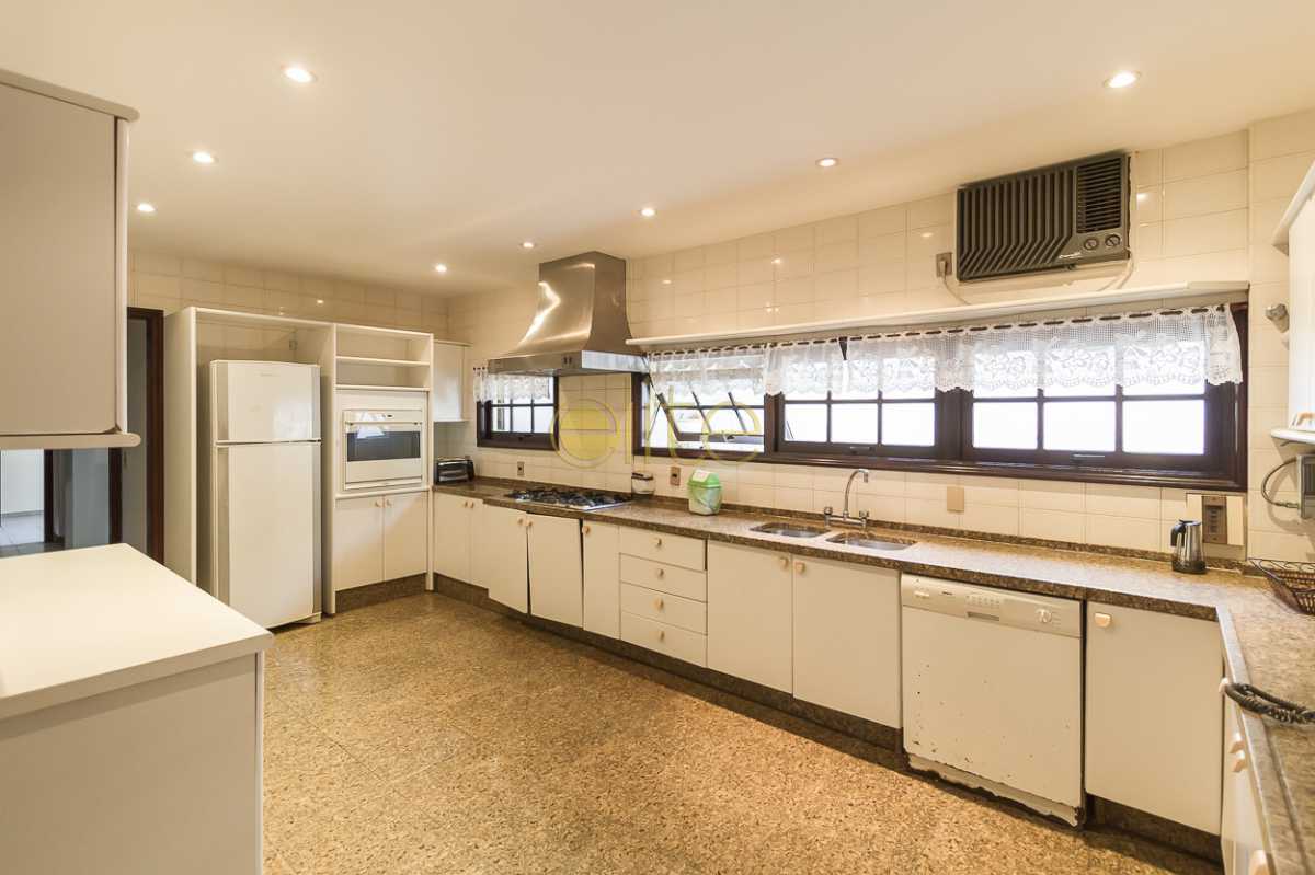 Conheça CASA A VENDA NO CONDOMINIO MAL do imóvel - CONDOMINIO MALIBU BARRA - EBCN60030 - 15 CASA A VENDA NO CONDOMINIO MAL - CONDOMINIO MALIBU BARRA - EBCN60030 - 15