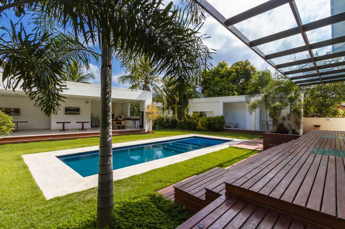 Conheça CASA A VENDA EM CONDOMINIO FEC do imóvel - Casa Para Venda ou Aluguel no Condomínio Arouca Jardim Barra da Tijuca - Barra da Tijuca - Rio de Janeiro - RJ - EBCN60032 - 6 CASA A VENDA EM CONDOMINIO FEC - Casa Para Venda ou Aluguel no Condomínio Arouca Jardim Barra da Tijuca - Barra da Tijuca - Rio de Janeiro - RJ - EBCN60032 - 6