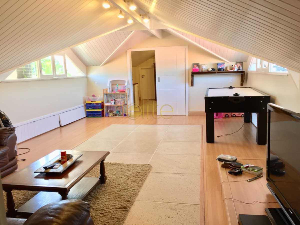 Conheça 9 do imóvel - Casa em Condomínio Santa Mônica Classic House, Barra da Tijuca, Barra da Tijuca,Rio de Janeiro, RJ À Venda, 5 Quartos, 523m² - EBCN50149 - 10 9 - Casa em Condomínio Santa Mônica Classic House, Barra da Tijuca, Barra da Tijuca,Rio de Janeiro, RJ À Venda, 5 Quartos, 523m² - EBCN50149 - 10