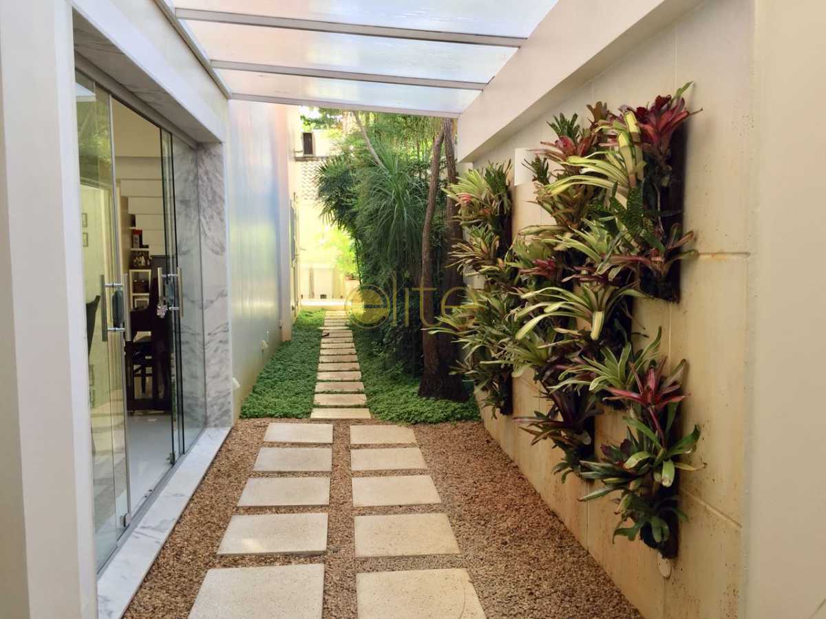 Conheça 13 do imóvel - Casa em Condomínio Santa Mônica Classic House, Barra da Tijuca, Barra da Tijuca,Rio de Janeiro, RJ À Venda, 5 Quartos, 523m² - EBCN50149 - 14 13 - Casa em Condomínio Santa Mônica Classic House, Barra da Tijuca, Barra da Tijuca,Rio de Janeiro, RJ À Venda, 5 Quartos, 523m² - EBCN50149 - 14