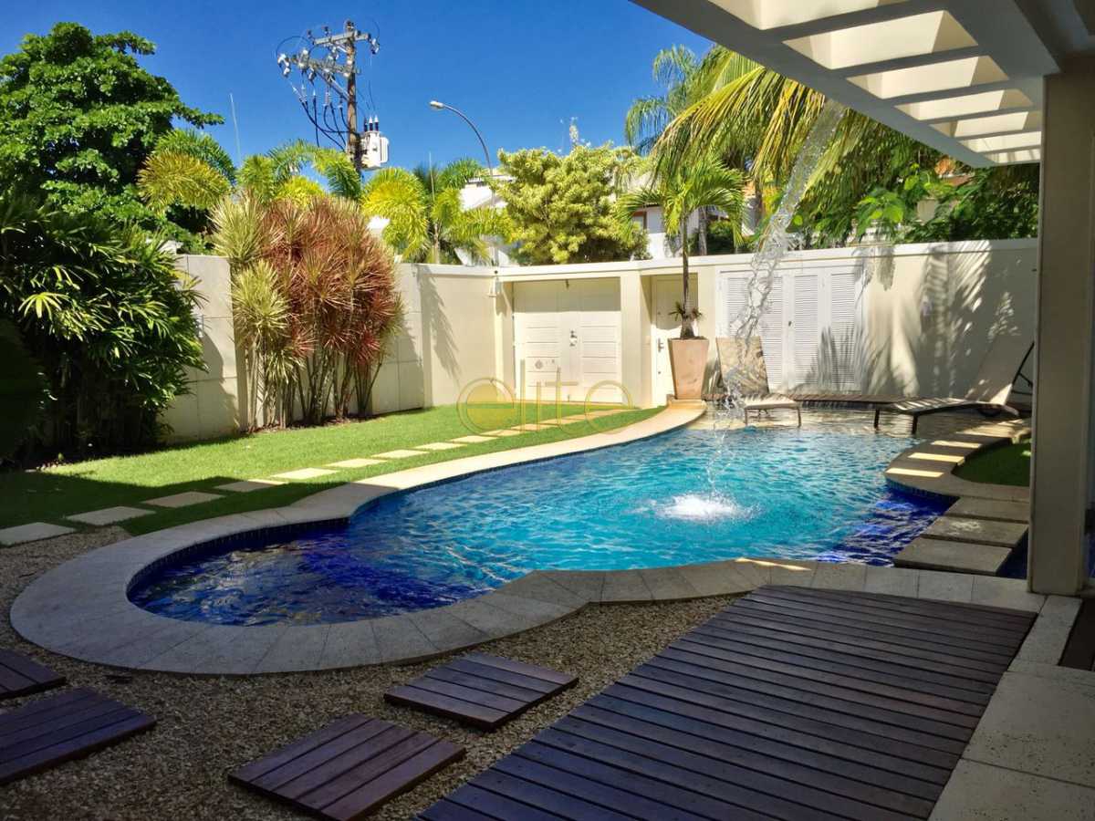 Conheça 15 do imóvel - Casa em Condomínio Santa Mônica Classic House, Barra da Tijuca, Barra da Tijuca,Rio de Janeiro, RJ À Venda, 5 Quartos, 523m² - EBCN50149 - 16 15 - Casa em Condomínio Santa Mônica Classic House, Barra da Tijuca, Barra da Tijuca,Rio de Janeiro, RJ À Venda, 5 Quartos, 523m² - EBCN50149 - 16