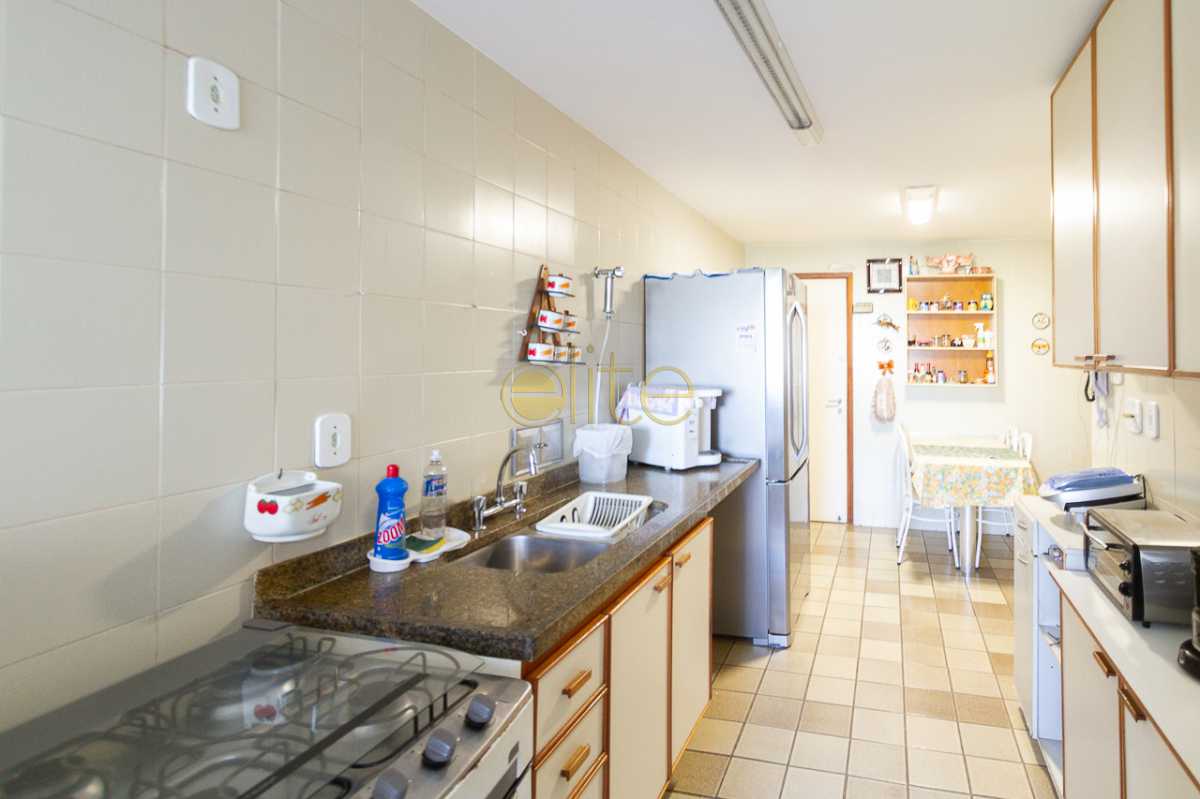 Conheça APARTAMENTO 4 QUARTOS BARRA DA do imóvel - Apartamento À Venda no Condomínio Vila di Gênova - Barra da Tijuca - Rio de Janeiro - RJ - EBAP40106 - 11 APARTAMENTO 4 QUARTOS BARRA DA - Apartamento À Venda no Condomínio Vila di Gênova - Barra da Tijuca - Rio de Janeiro - RJ - EBAP40106 - 11