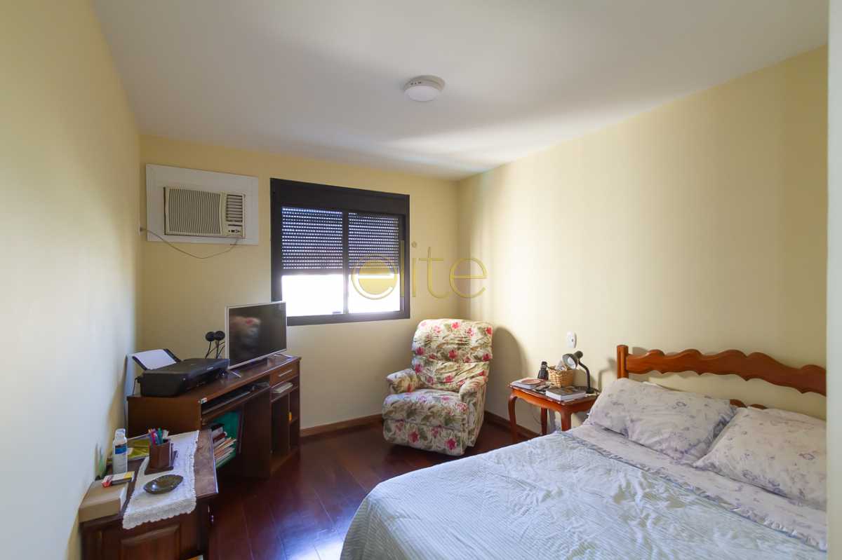 Conheça APARTAMENTO 4 QUARTOS BARRA DA do imóvel - Apartamento À Venda no Condomínio Vila di Gênova - Barra da Tijuca - Rio de Janeiro - RJ - EBAP40106 - 17 APARTAMENTO 4 QUARTOS BARRA DA - Apartamento À Venda no Condomínio Vila di Gênova - Barra da Tijuca - Rio de Janeiro - RJ - EBAP40106 - 17