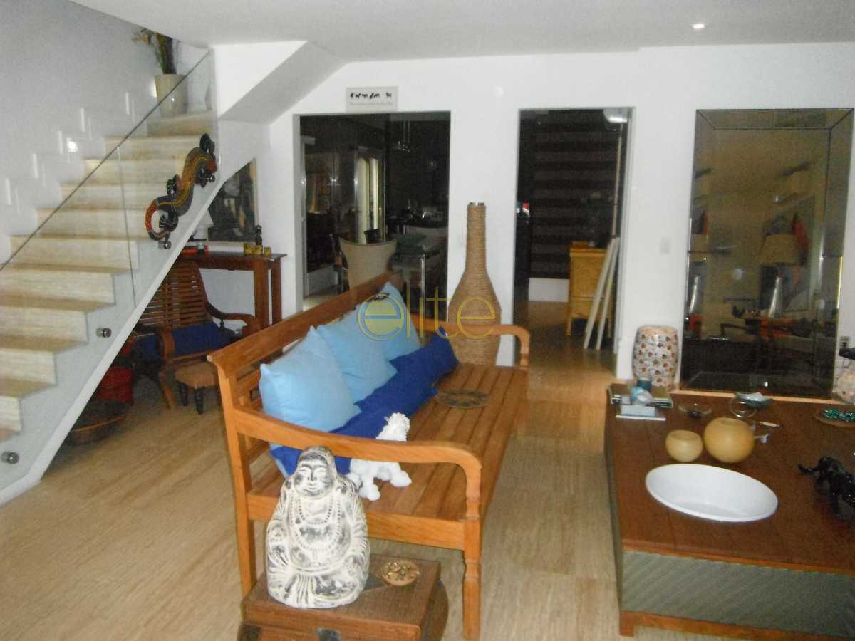 Conheça 08 do imóvel - Casa À Venda no Condomínio Interlagos de Itaúna - Barra da Tijuca - Rio de Janeiro - RJ - EBCN40136 - 9 08 - Casa À Venda no Condomínio Interlagos de Itaúna - Barra da Tijuca - Rio de Janeiro - RJ - EBCN40136 - 9