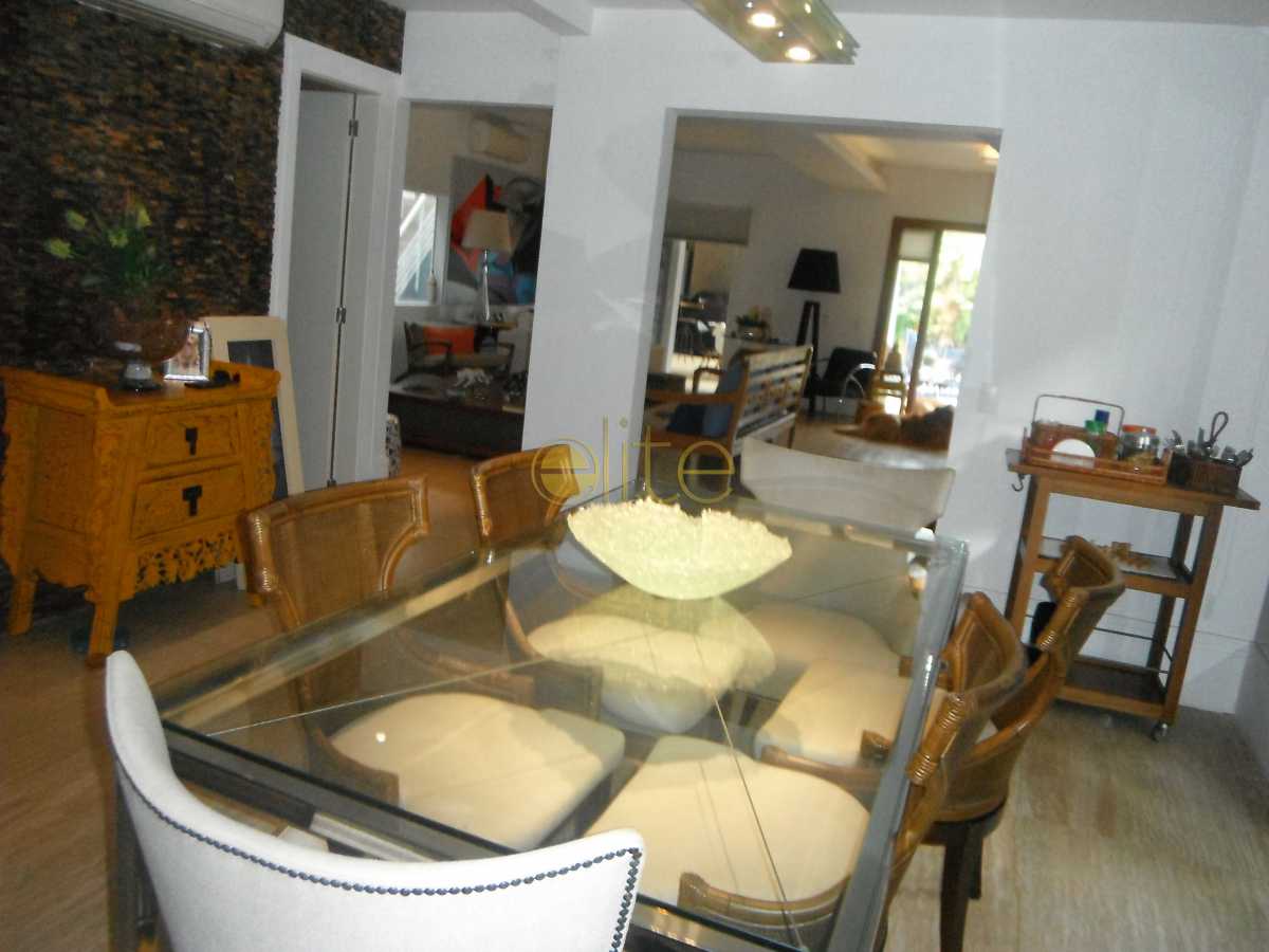Conheça 12 do imóvel - Casa À Venda no Condomínio Interlagos de Itaúna - Barra da Tijuca - Rio de Janeiro - RJ - EBCN40136 - 13 12 - Casa À Venda no Condomínio Interlagos de Itaúna - Barra da Tijuca - Rio de Janeiro - RJ - EBCN40136 - 13