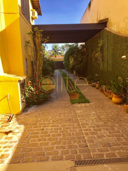 Conheça 26 do imóvel - Casa À Venda no Condomínio Interlagos de Itaúna - Barra da Tijuca - Rio de Janeiro - RJ - EBCN50170 - 27 26 - Casa À Venda no Condomínio Interlagos de Itaúna - Barra da Tijuca - Rio de Janeiro - RJ - EBCN50170 - 27