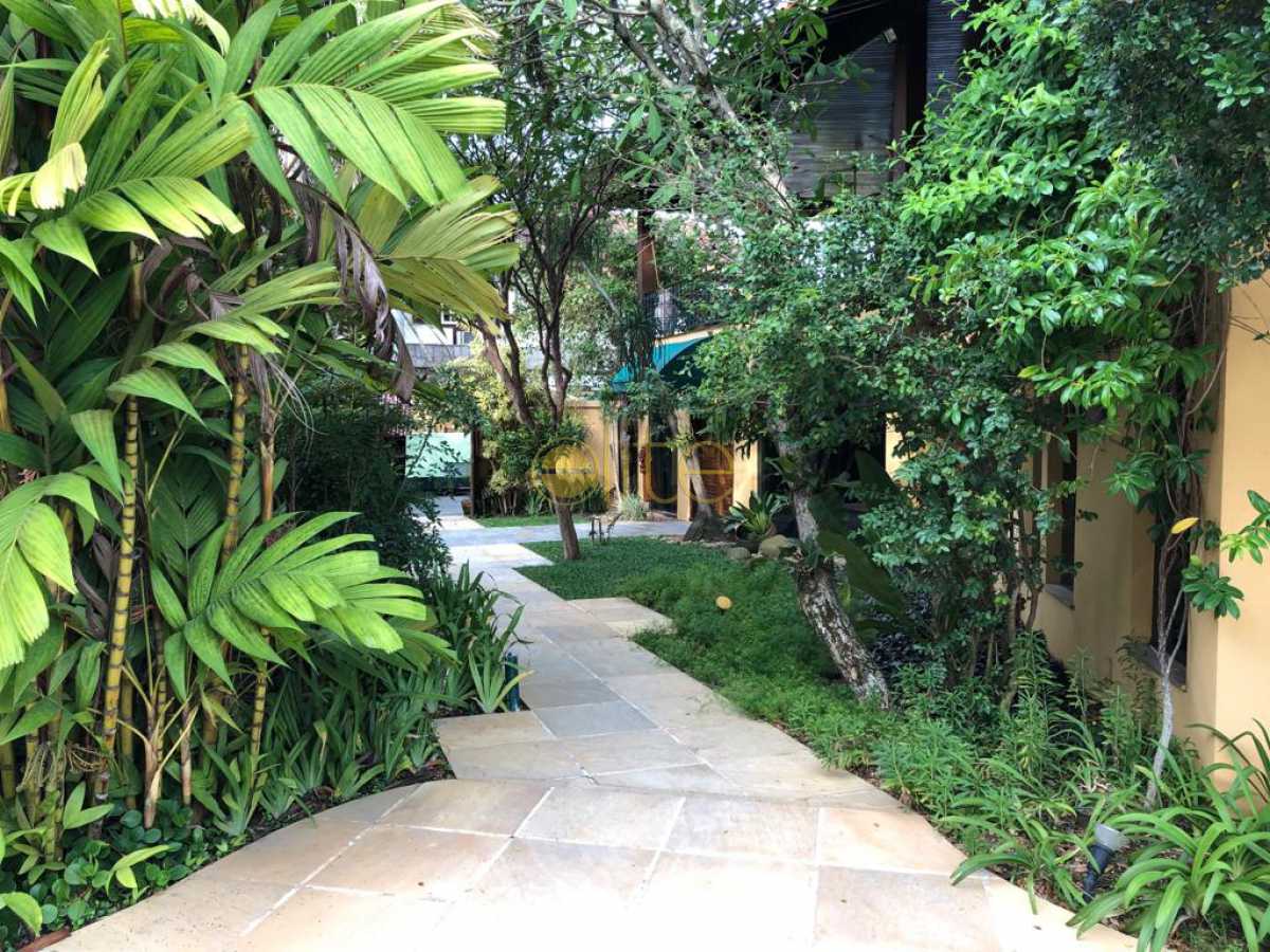 Conheça 4 do imóvel - Casa À Venda no Condomínio Santa Helena - Barra da Tijuca - Rio de Janeiro - RJ - EBCN50180 - 15 4 - Casa À Venda no Condomínio Santa Helena - Barra da Tijuca - Rio de Janeiro - RJ - EBCN50180 - 15