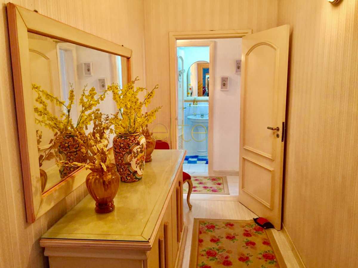 Conheça 12 do imóvel - Apartamento À Venda - Copacabana - Rio de Janeiro - RJ - EBAP40133 - 13 12 - Apartamento À Venda - Copacabana - Rio de Janeiro - RJ - EBAP40133 - 13