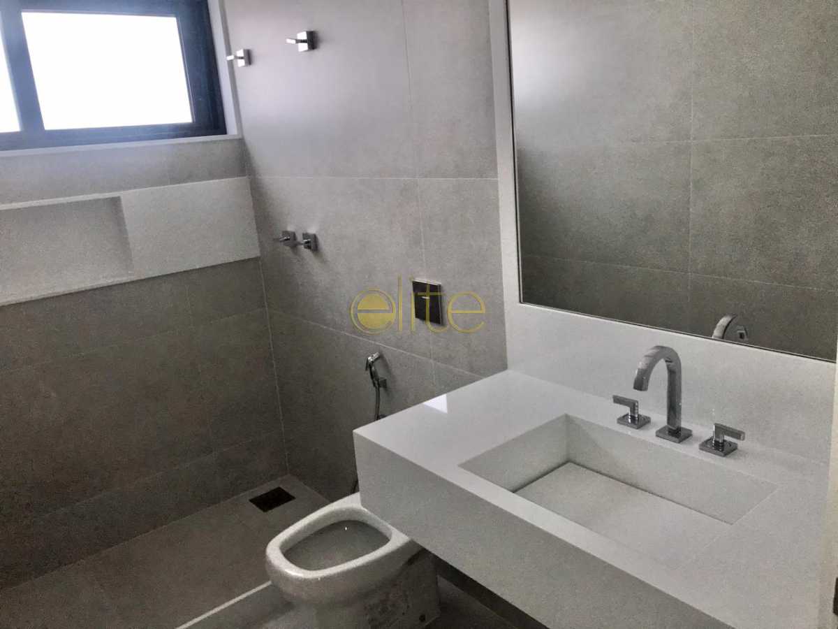 Conheça 27. do imóvel - Casa À Venda no Condomínio Del Lago - Barra da Tijuca - Rio de Janeiro - RJ - EBCN50199 - 16 27. - Casa À Venda no Condomínio Del Lago - Barra da Tijuca - Rio de Janeiro - RJ - EBCN50199 - 16