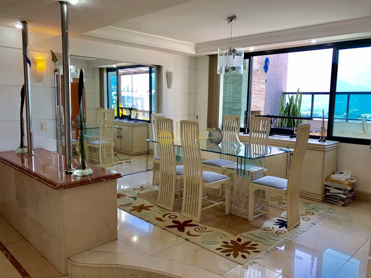 Conheça 4 do imóvel - Cobertura Para Alugar no Condomínio Ocean Front - Barra da Tijuca - Rio de Janeiro - RJ - EBCO40047 - 5 4 - Cobertura Para Alugar no Condomínio Ocean Front - Barra da Tijuca - Rio de Janeiro - RJ - EBCO40047 - 5