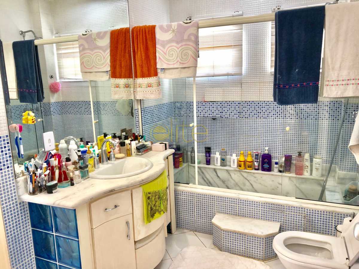 Conheça 21 do imóvel - Casa À Venda no Condomínio 3100 - Barra da Tijuca - Rio de Janeiro - RJ - EBCN30023 - 22 21 - Casa À Venda no Condomínio 3100 - Barra da Tijuca - Rio de Janeiro - RJ - EBCN30023 - 22