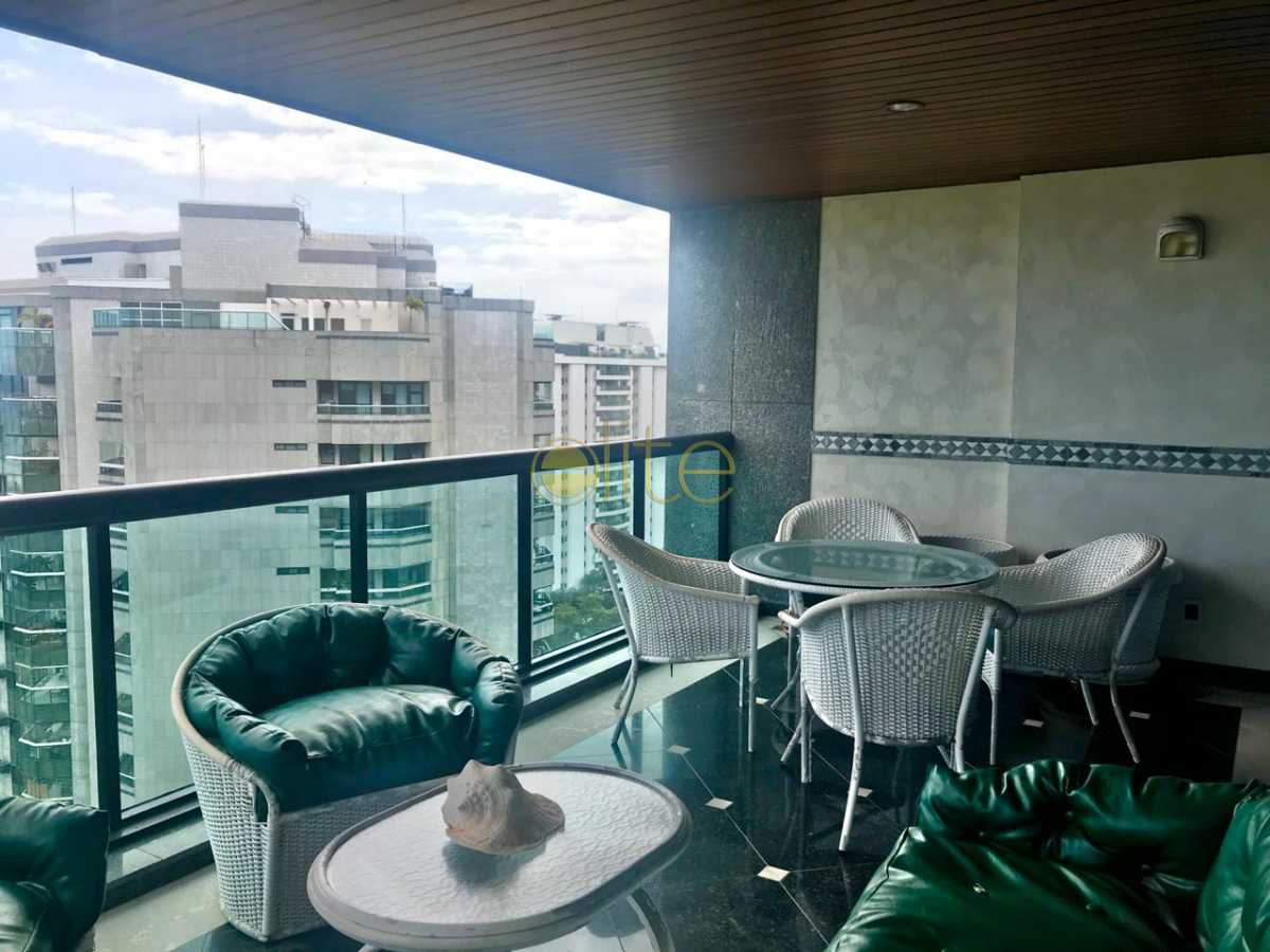 Conheça 4d. do imóvel - Cobertura À Venda no Condomínio Golden Green - Barra da Tijuca - Rio de Janeiro - RJ - EBCO40056 - 9 4d. - Cobertura À Venda no Condomínio Golden Green - Barra da Tijuca - Rio de Janeiro - RJ - EBCO40056 - 9